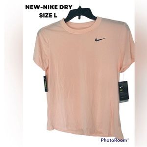 Nike Dry Legend Women’s Training T-Shirt Pink Size L - Scoop Neckline Comfort